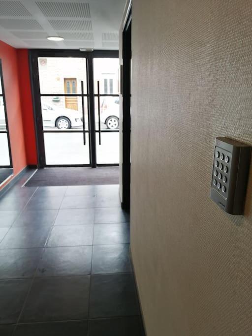 Fadil Daire Valenciennes Dış mekan fotoğraf